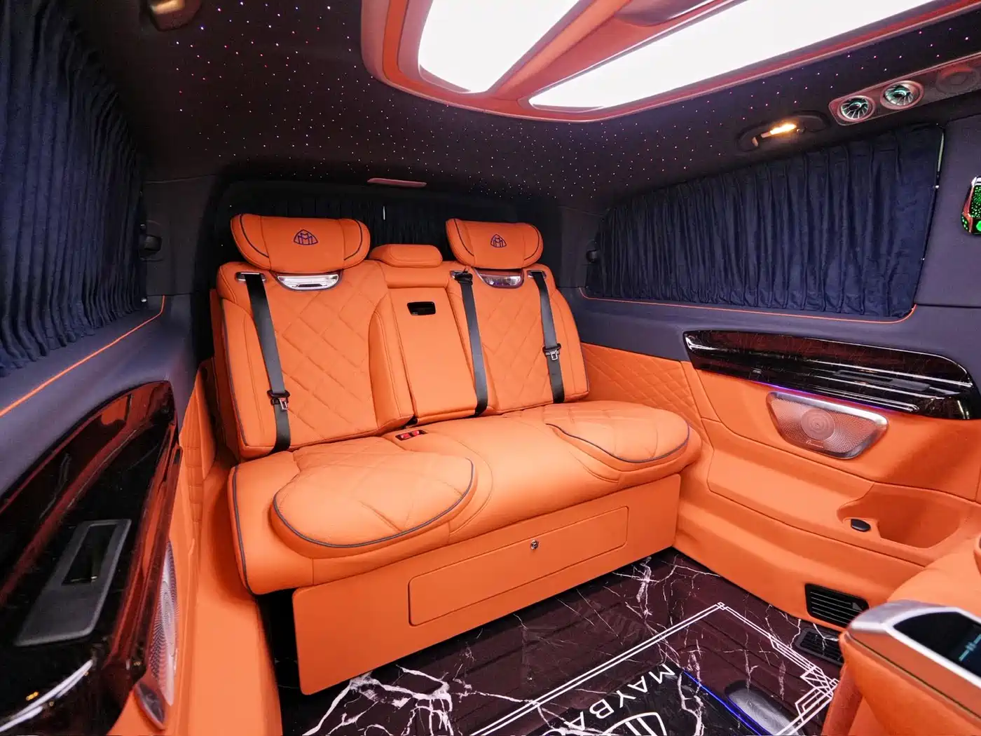 Mercedes-Benz Vito 2024 2.0T Elite Edition 7-Seater фото 26