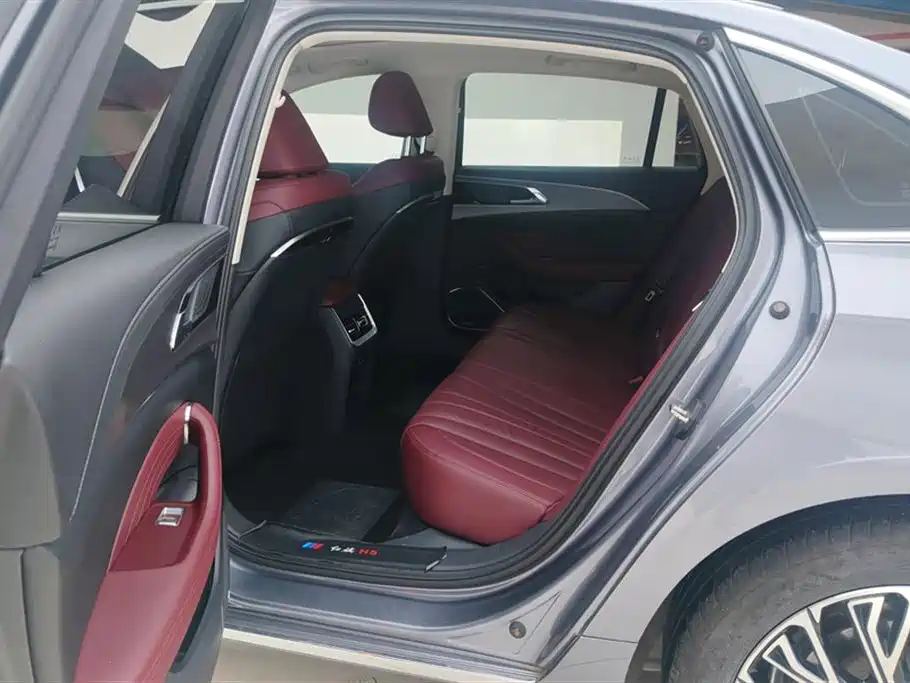 Hongqi H5 2024 2.0T Automatic Smart Connect Flag Smooth Edition фото 11