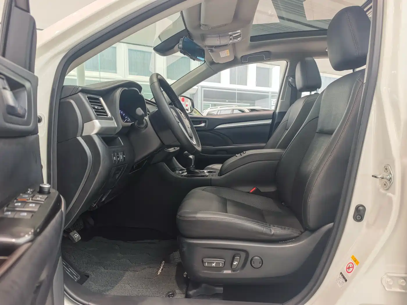 Toyota Highlander 2018 2.0T 4WD Luxury 7-seater (China V) фото 6