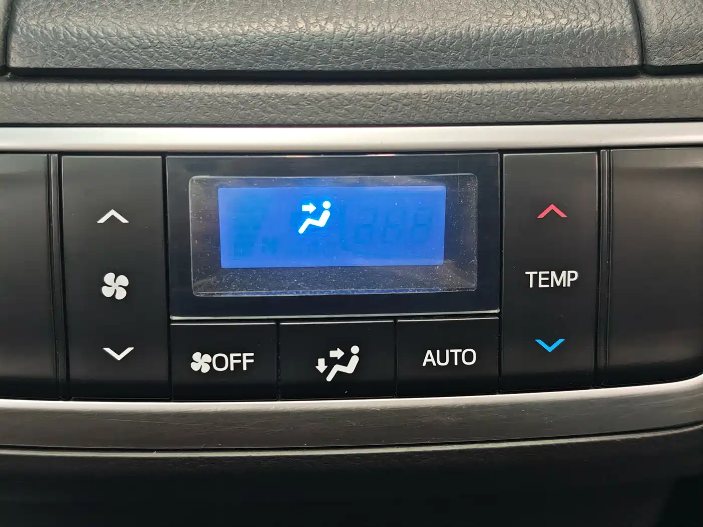Toyota Highlander 2018 2.0T 4WD Luxury 7-seater (China V) фото 15