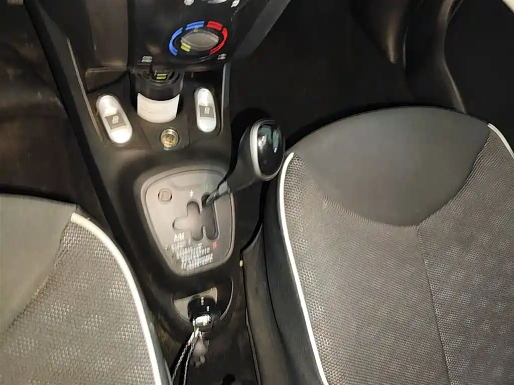 BYD F0 2015 1.0L AMT Xuan Cool Edition фото 10