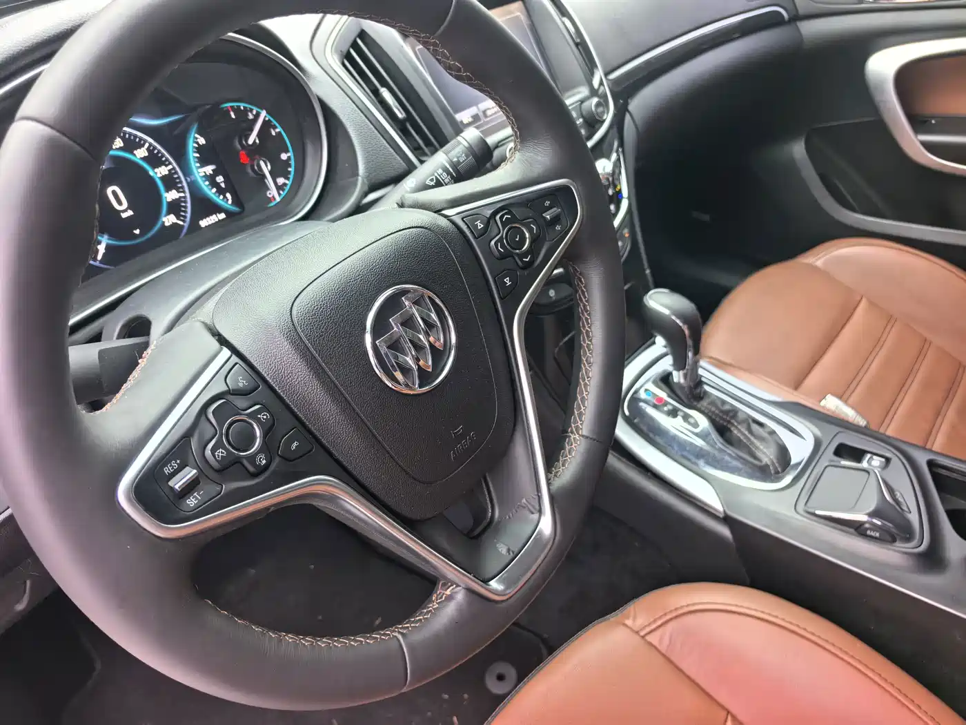 Фото 16 - Buick Regal