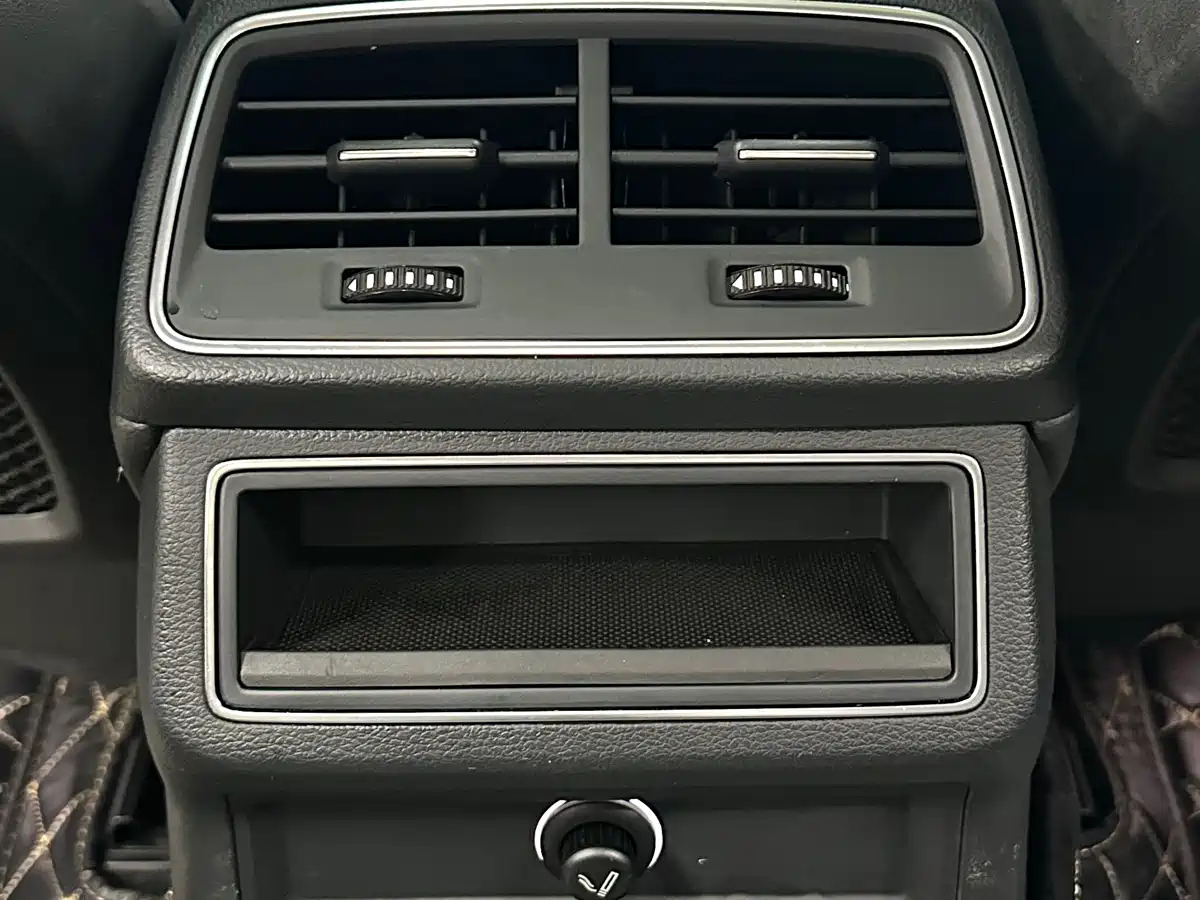 Audi A6L 2019 40 TFSI Luxury Elegance фото 19
