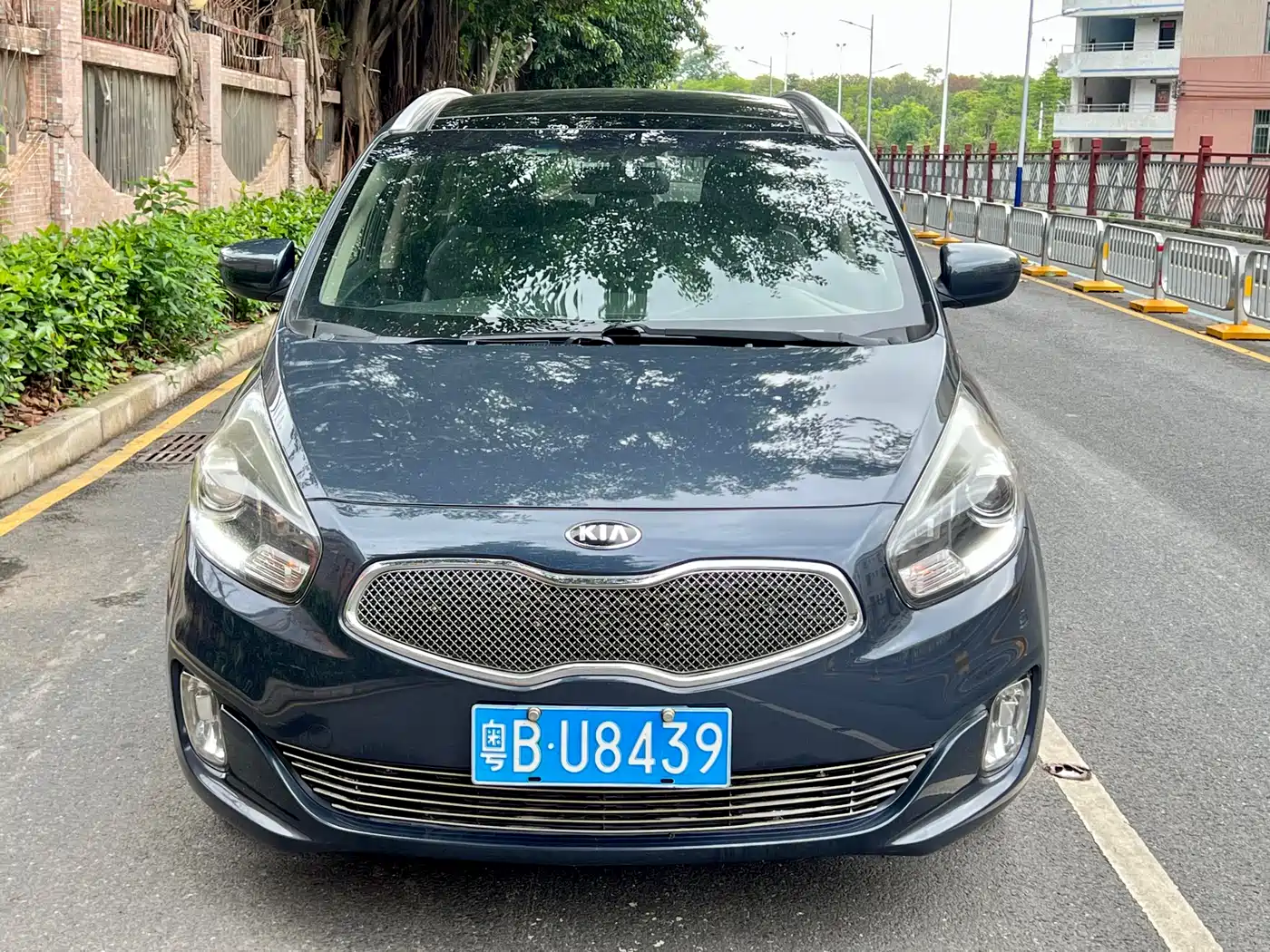 Kia Carens 2013 2.0L 7-Seat Auto Standard China IV фото 2