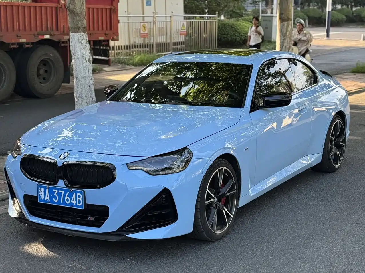 BMW M240i