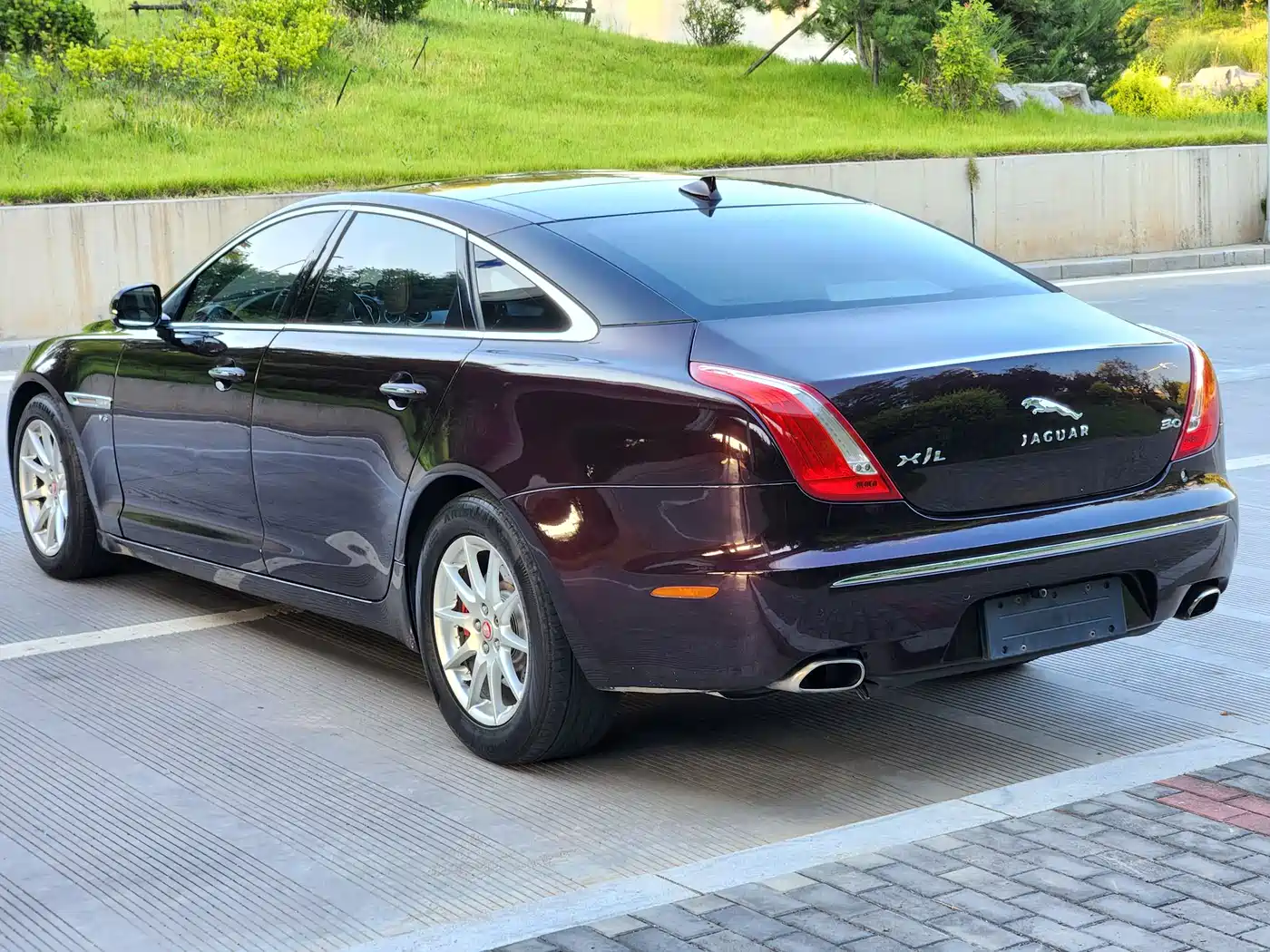 Jaguar XJ 2013 2013 XJL 3.0 SC Panorama Business Edition