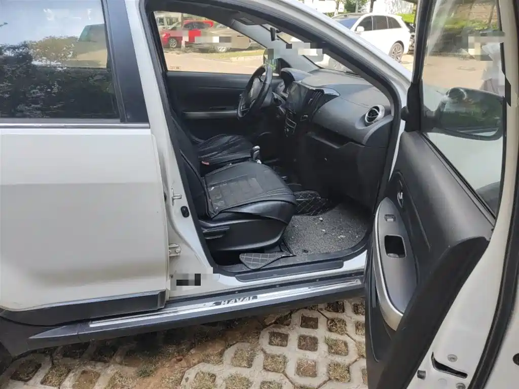 Haval H1 2016 Red Label 1.5L AMT Comfort фото 21