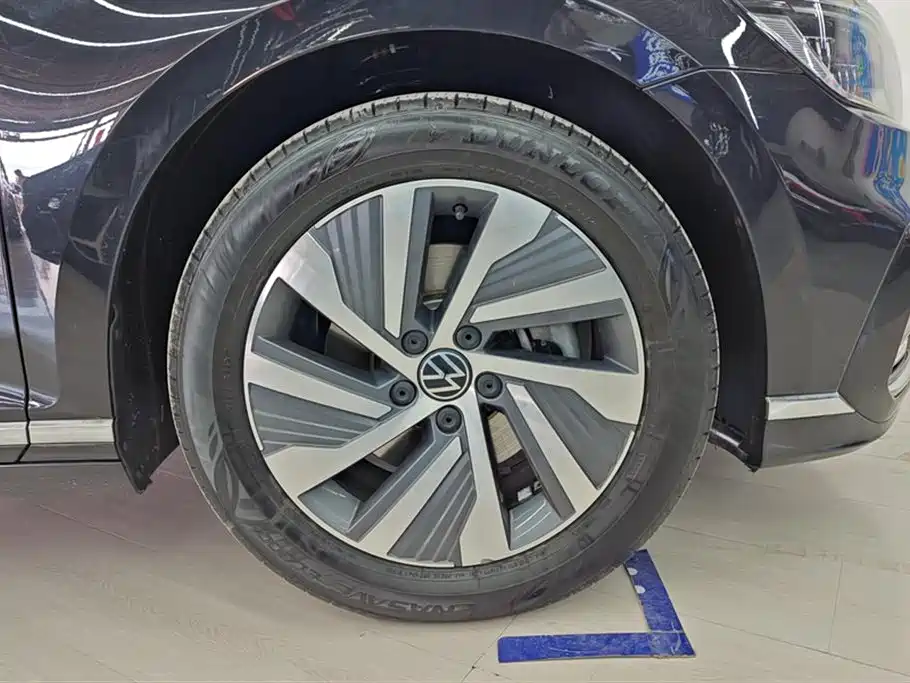 Volkswagen Magotan GTE Plug-in Hybrid 2022 GTE Luxury фото 6