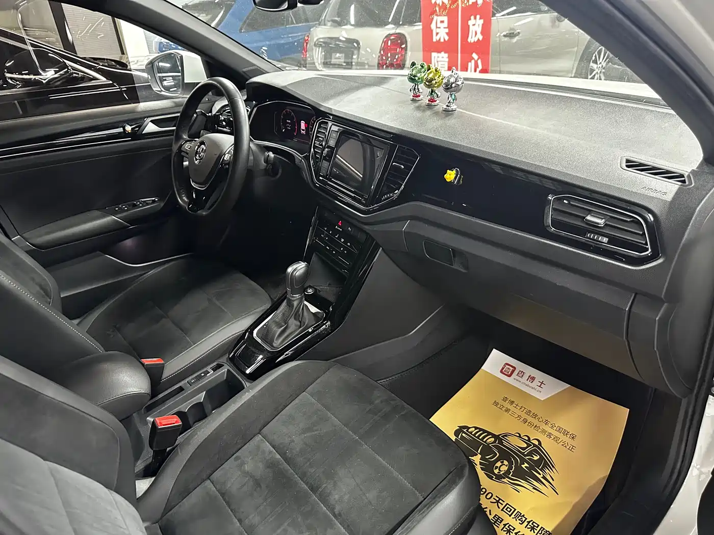 Volkswagen T-ROC 2020 280TSI DSG 2WD Luxury фото 12