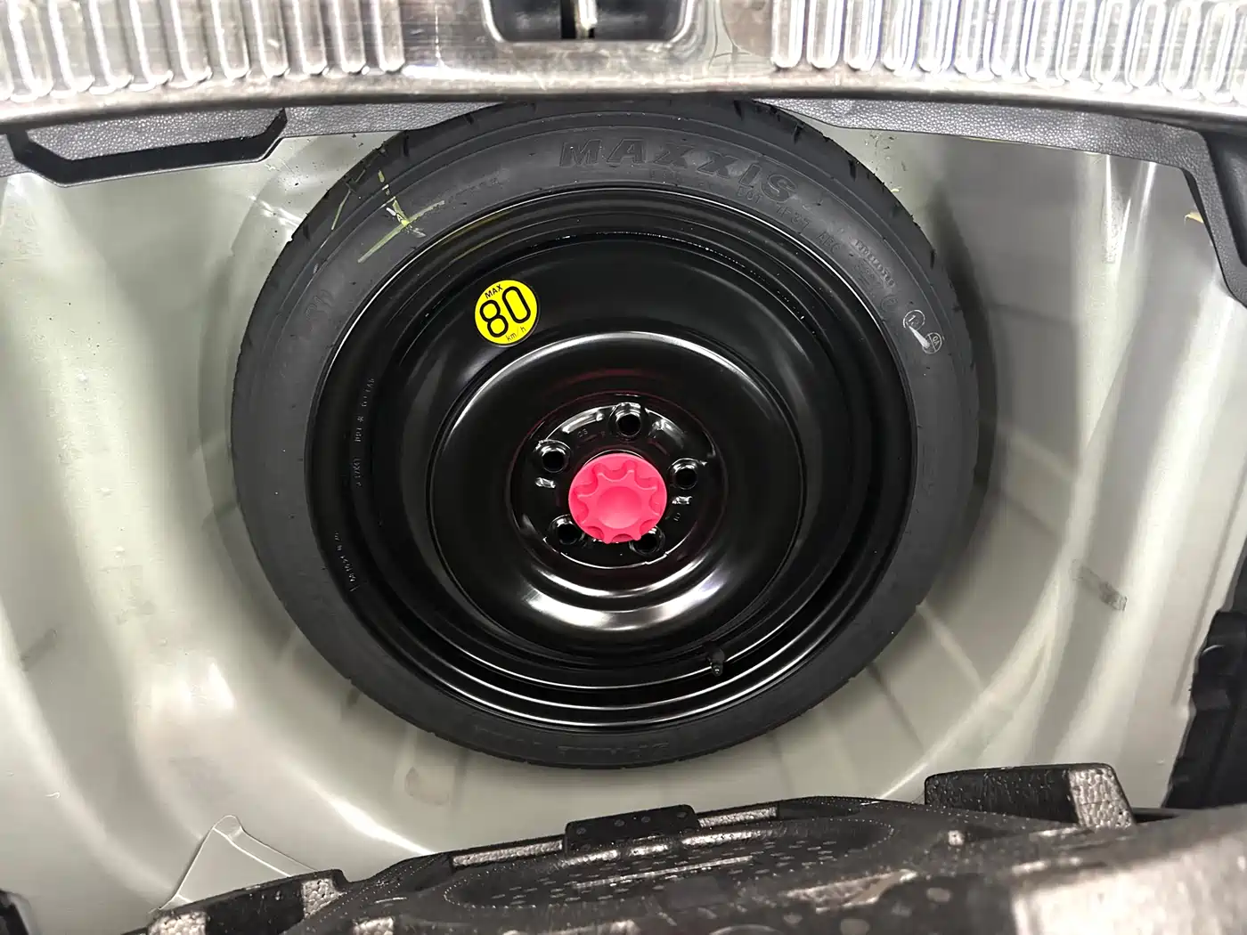 Toyota Levin 2022 Dual Engine 1.8H E-CVT Sport Edition фото 18