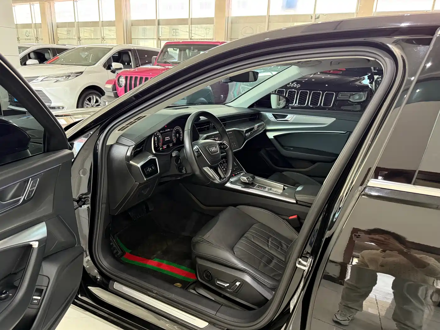 Audi A6L 2023 45 TFSI Premium Selection Elegance фото 6