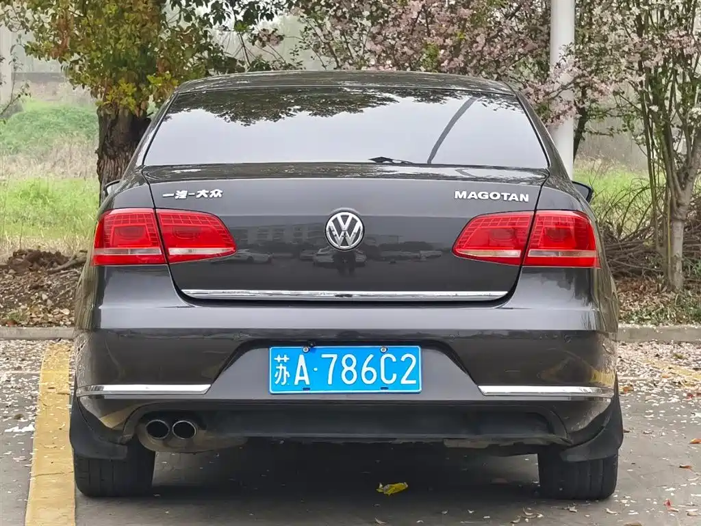 Volkswagen Magotan 2013 3.0FSI Flagship Model фото 4