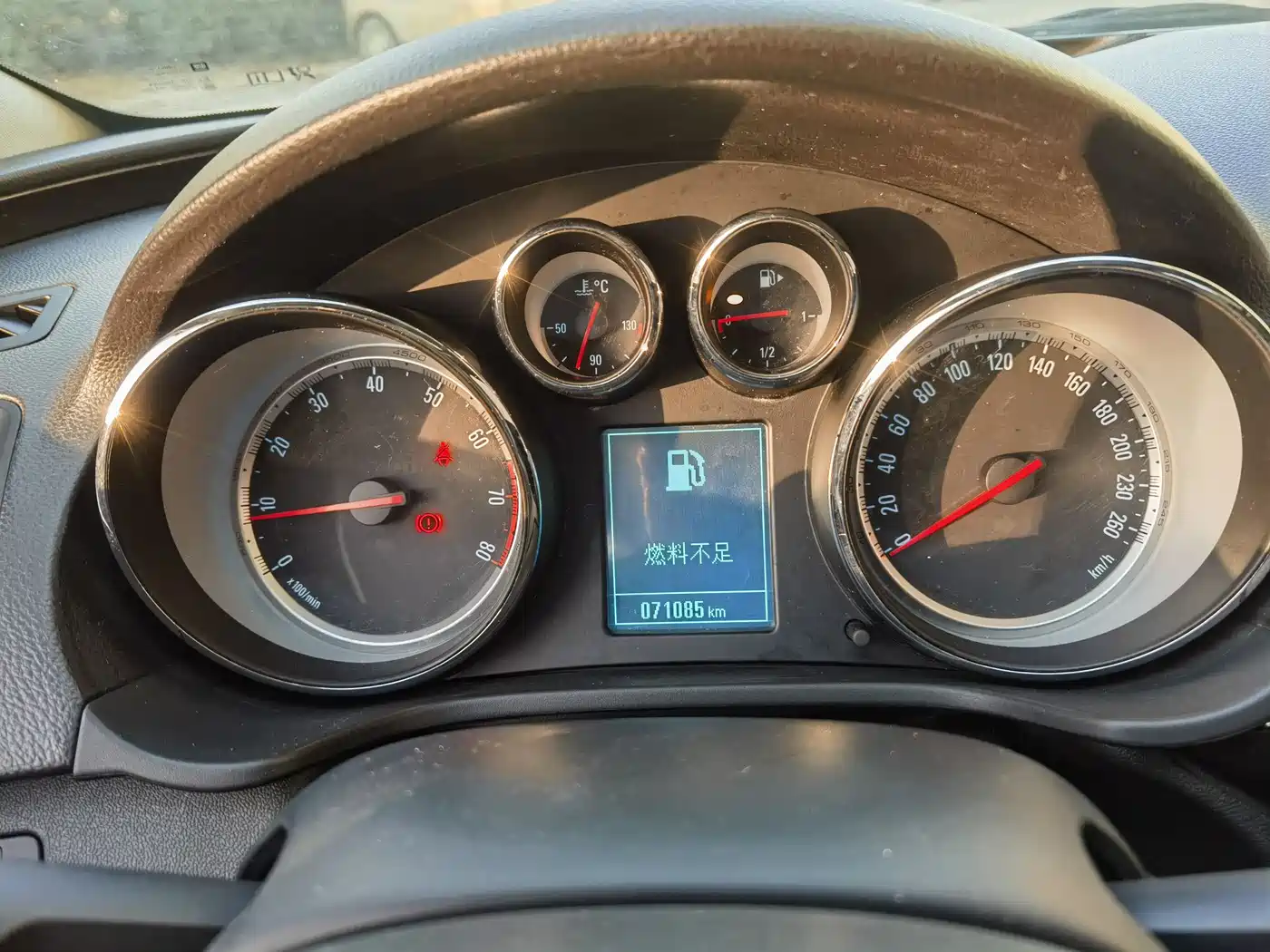 Buick Regal 2015 1.6T Leading Tech Edition фото 15