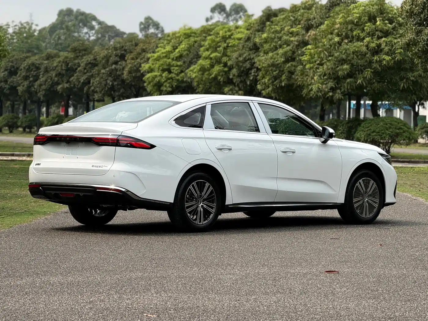 Geely Galaxy Galaxy Stellar 6 2025 Base Version фото 25