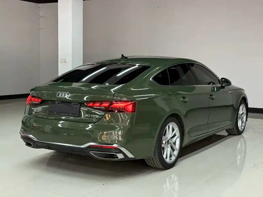 Photo 6 - Audi A5 (Import)