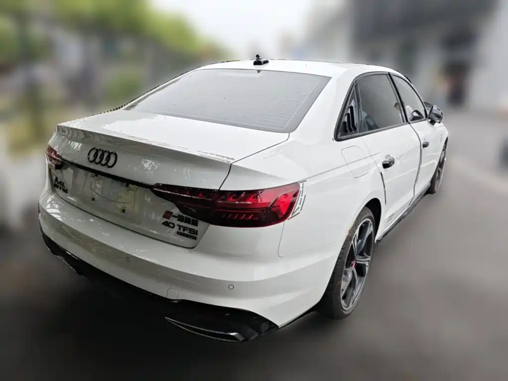 Audi A4L 2025 2025 2 Million Celebration Edition 40 TFSI Luxury Dynamic B&O Starlight Night Edition