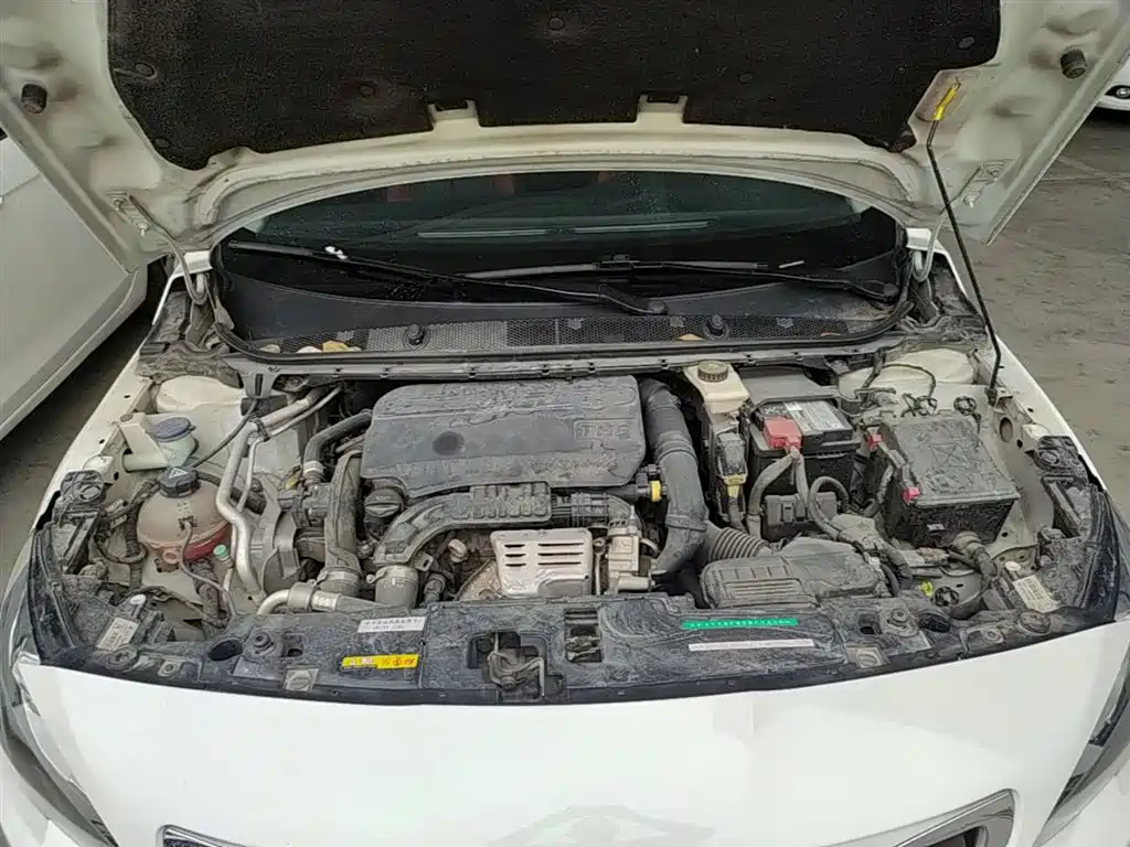 Peugeot 408 2015 Model 1.2T Automatic Luxury Edition фото 20