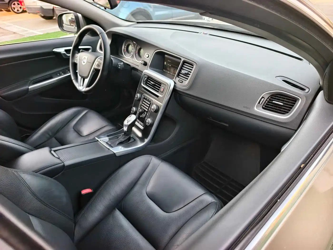 Volvo V60 2013 2013 T5 Prestige Edition