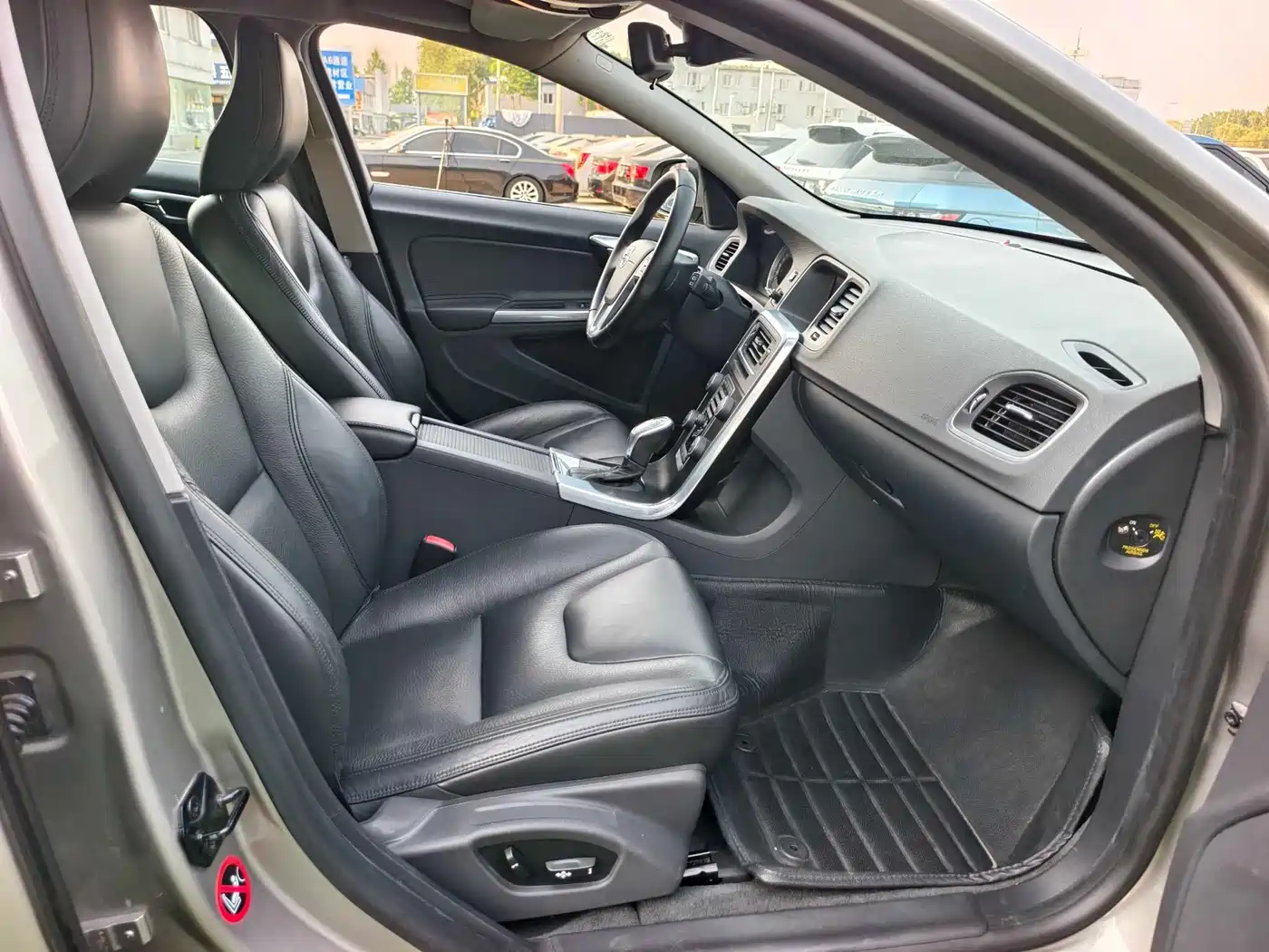 Volvo V60 2013 2013 T5 Prestige Edition