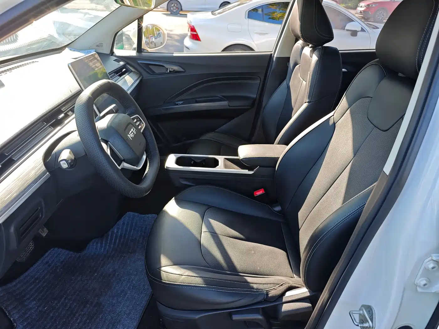 Nezha Auto Nezha V 2023 2022 Tide 300 Lite Ternary Lithium
