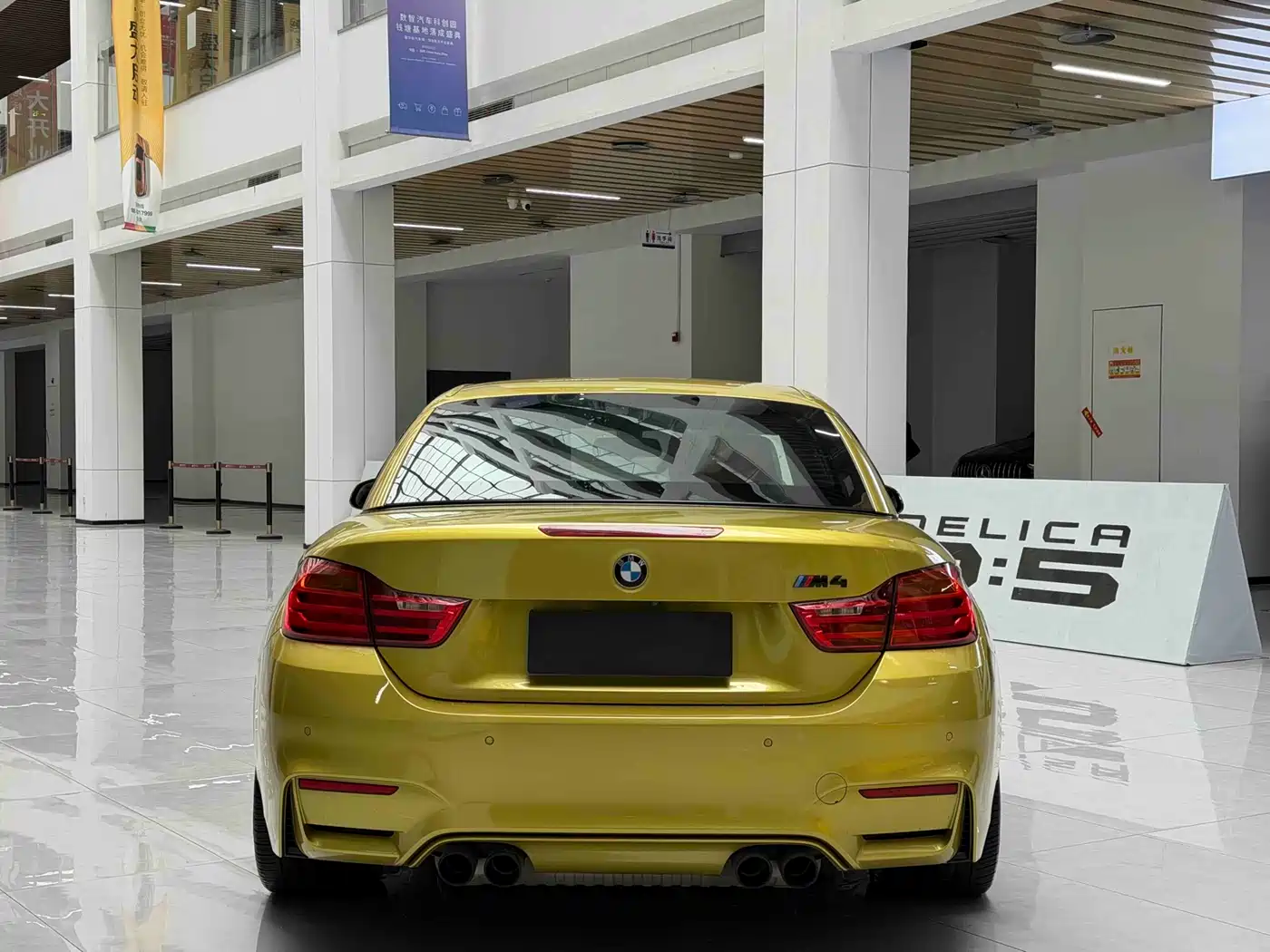BMW M4 2016 M4 Convertible Racing Limited Edition фото 3