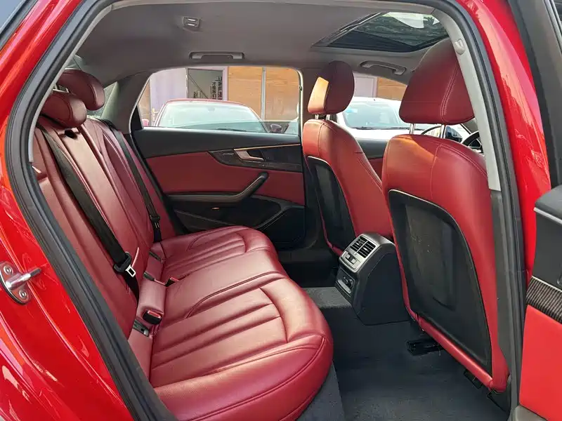 Audi A4L 2017 40 TFSI Progressive фото 7