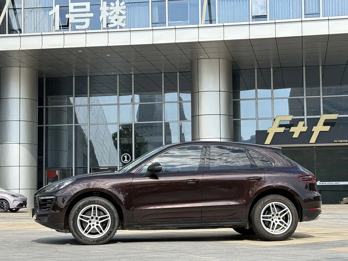 Porsche Macan 2017 Macan 2.0T фото 15