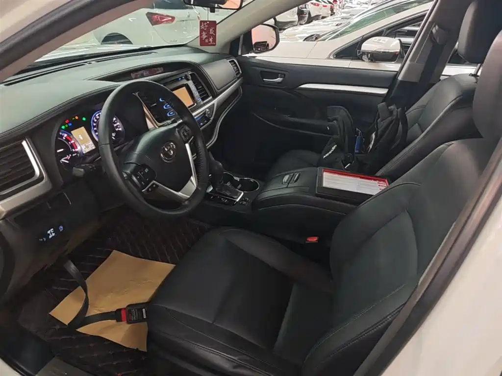Toyota Highlander 2015 2.0T AWD Luxury Edition 7-seater фото 14