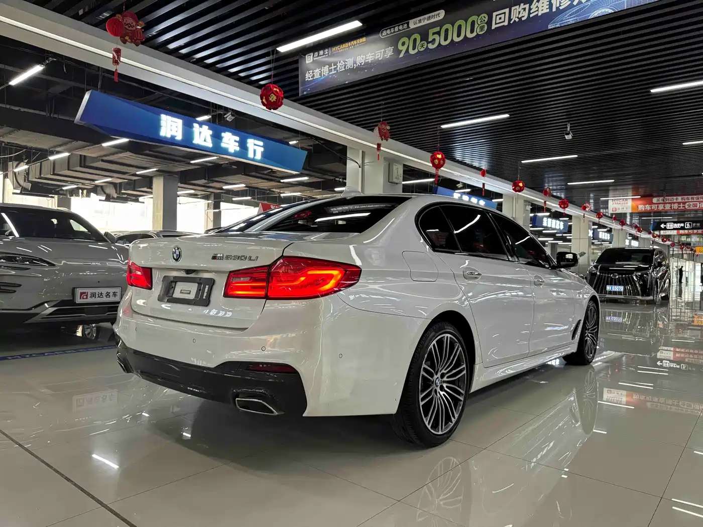 BMW 5 Series 2018 Facelift 530Li Leading M Sport Package фото 9