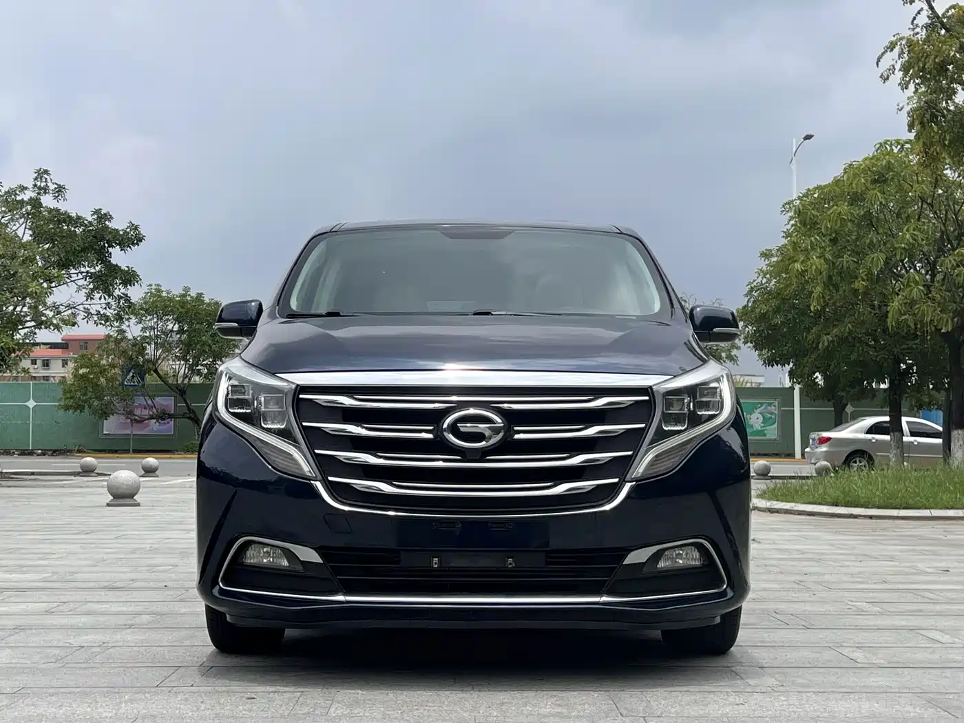GAC Trumpchi Trumpchi M8 2018 320T Exclusive Edition фото 2