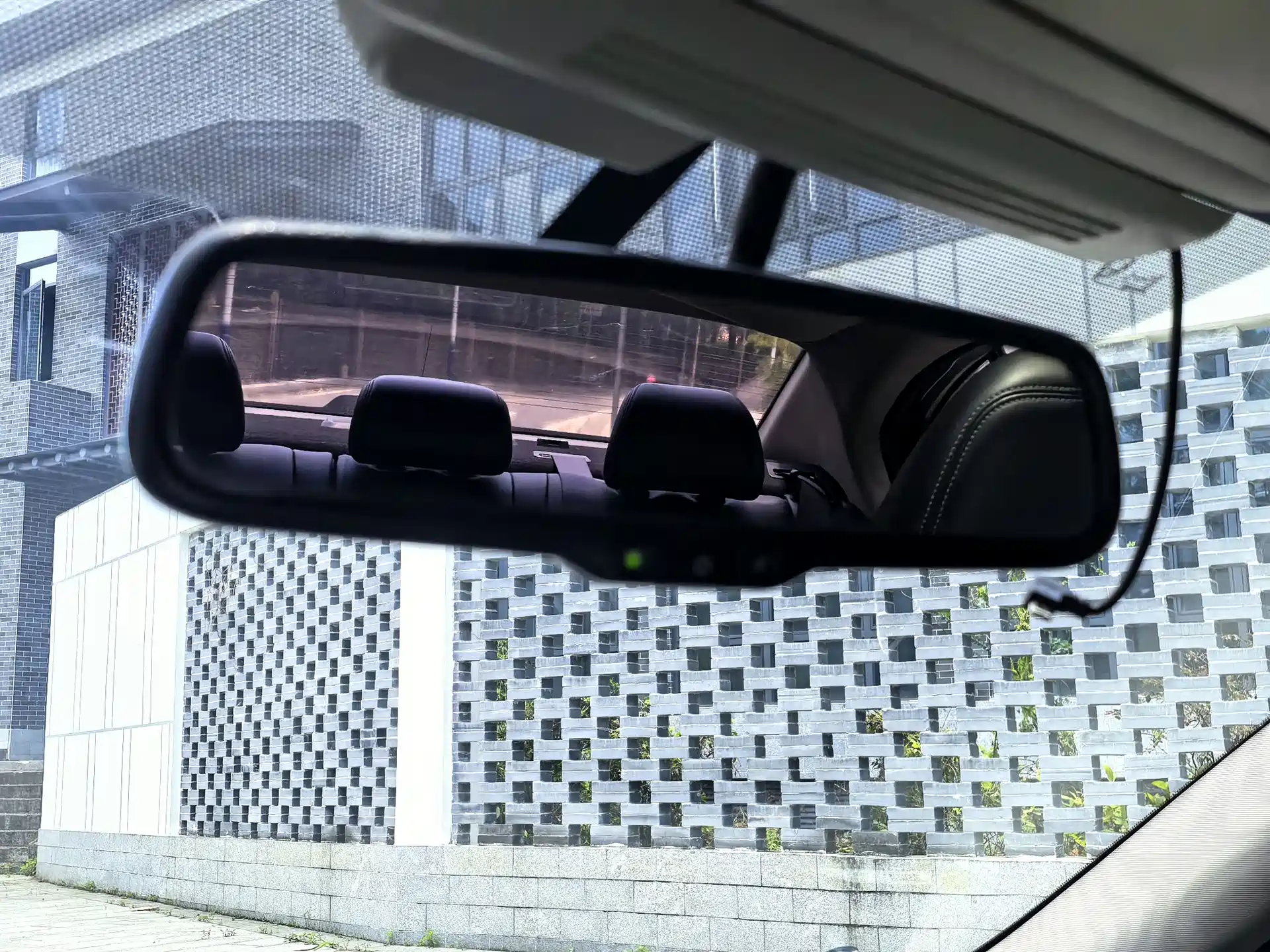 Фото 56 - Infiniti Q50L