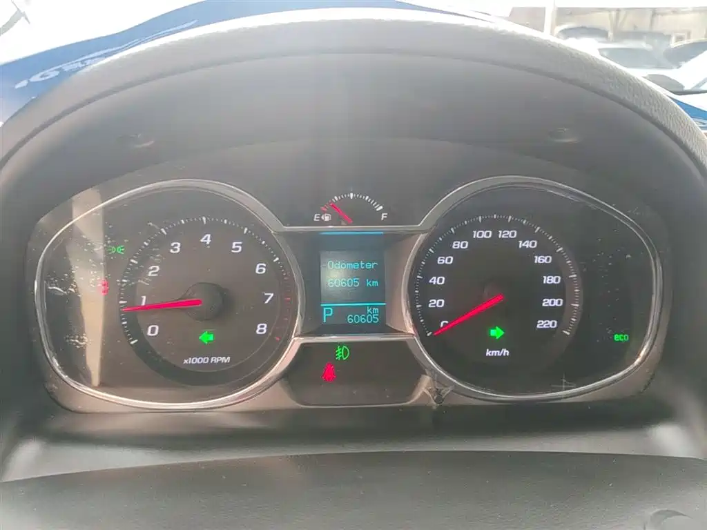 Chevrolet Captiva 2015 2.4L 2WD Urban Edition 7-seater фото 12