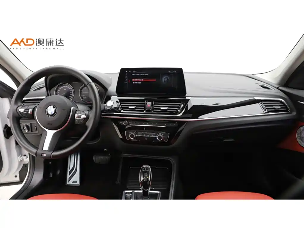 BMW 1 Series 2023 125i M Sport Shadow Edition фото 5