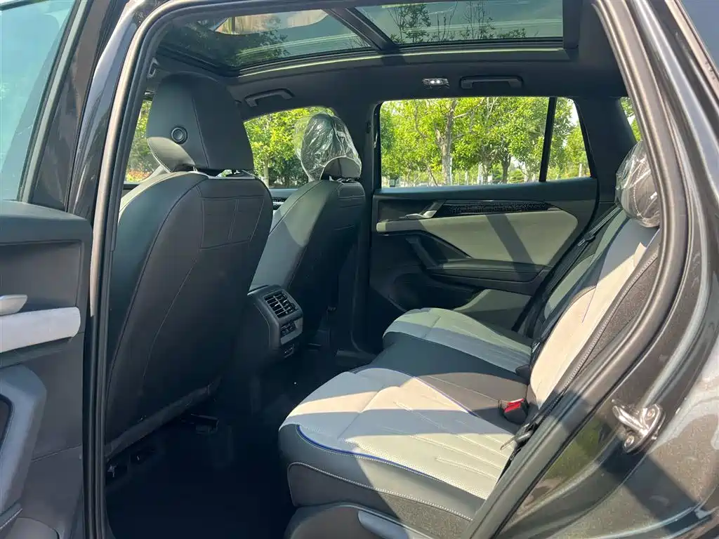 Volkswagen Tayron 2025 Model Tayron L 380TSI 4WD Luxury Easy Package фото 8