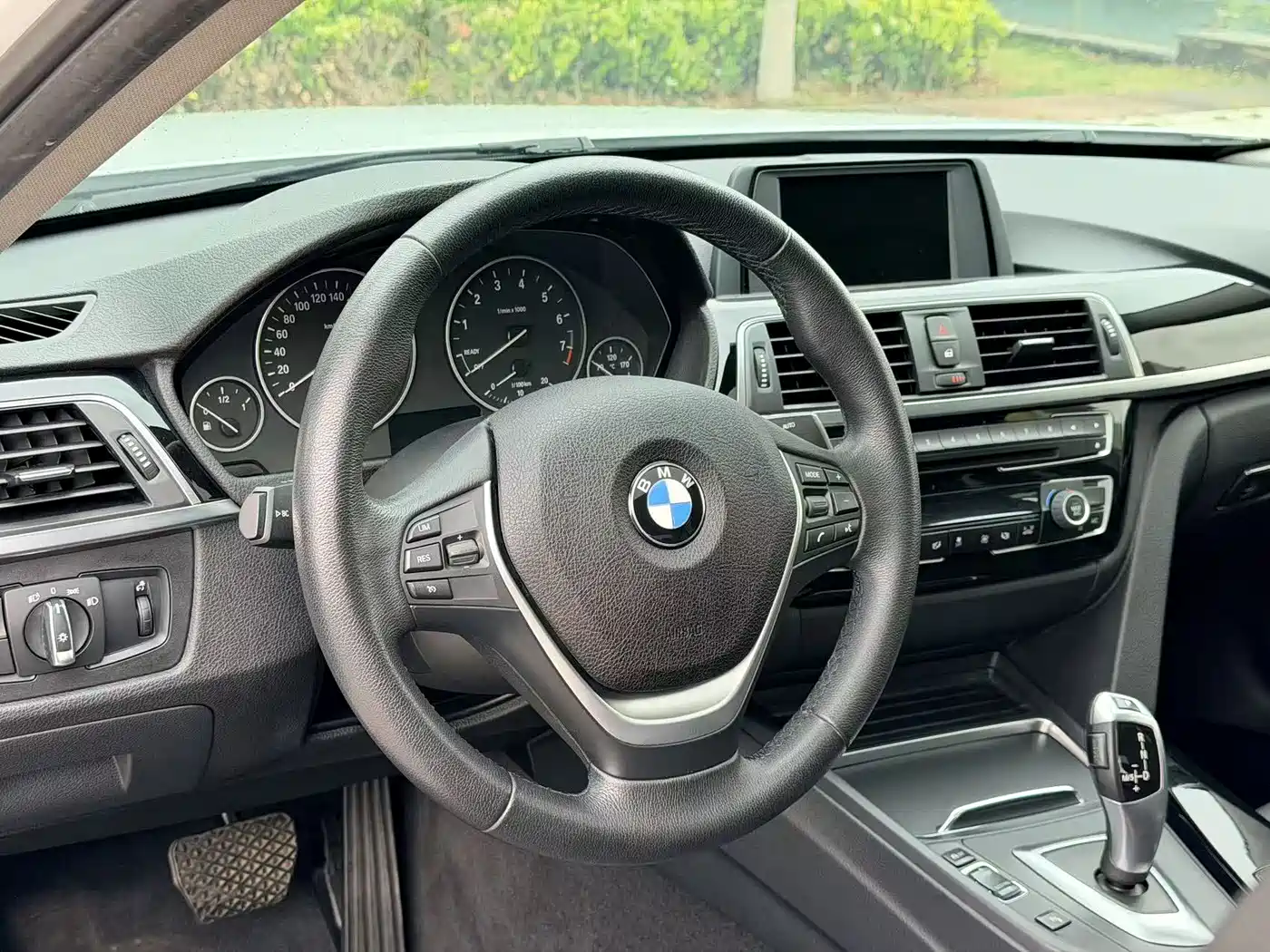 BMW 3 Series 2017 320Li Fashion фото 11