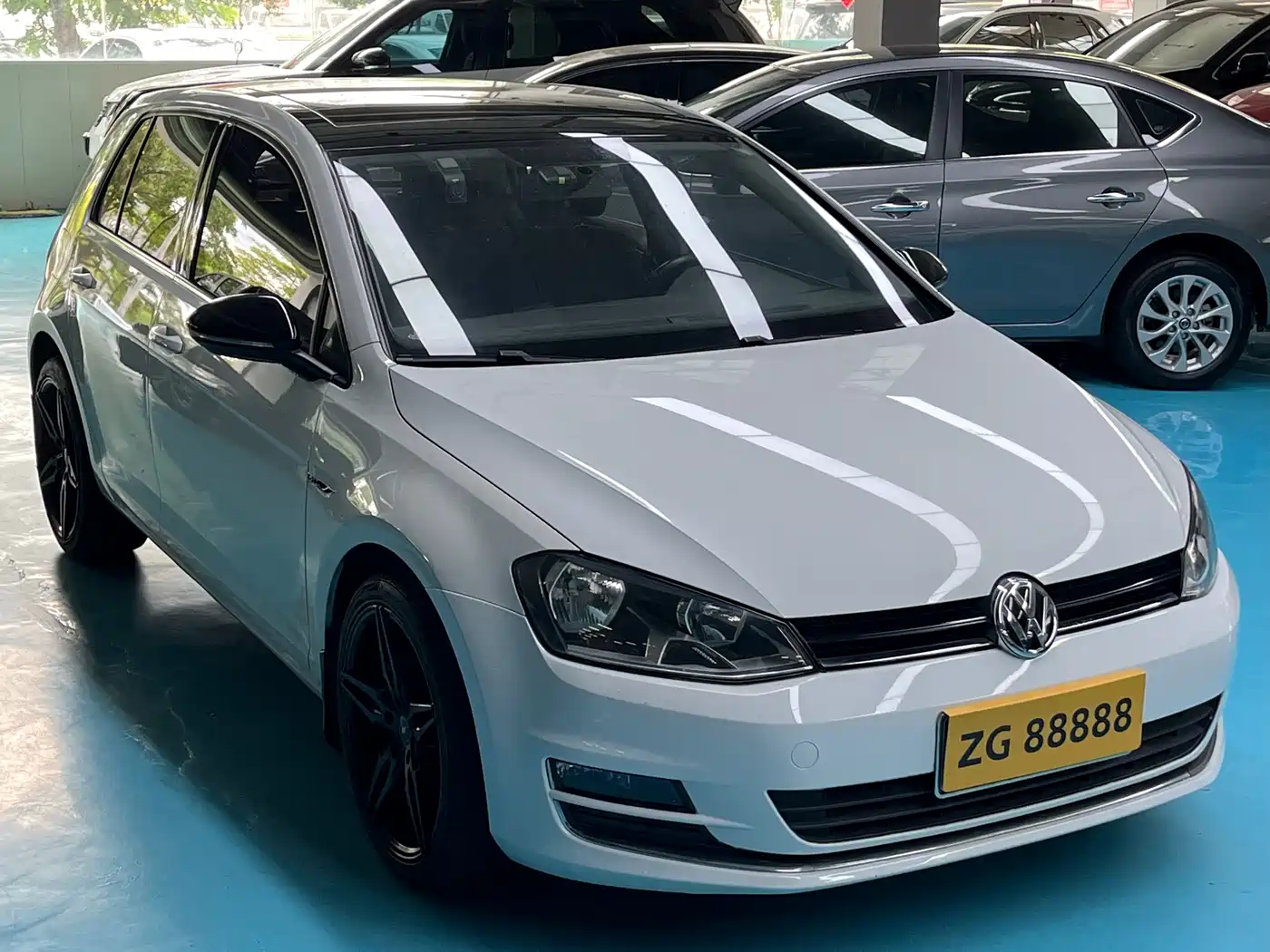 Volkswagen Golf 2016 230TSI Automatic Comfort фото 3
