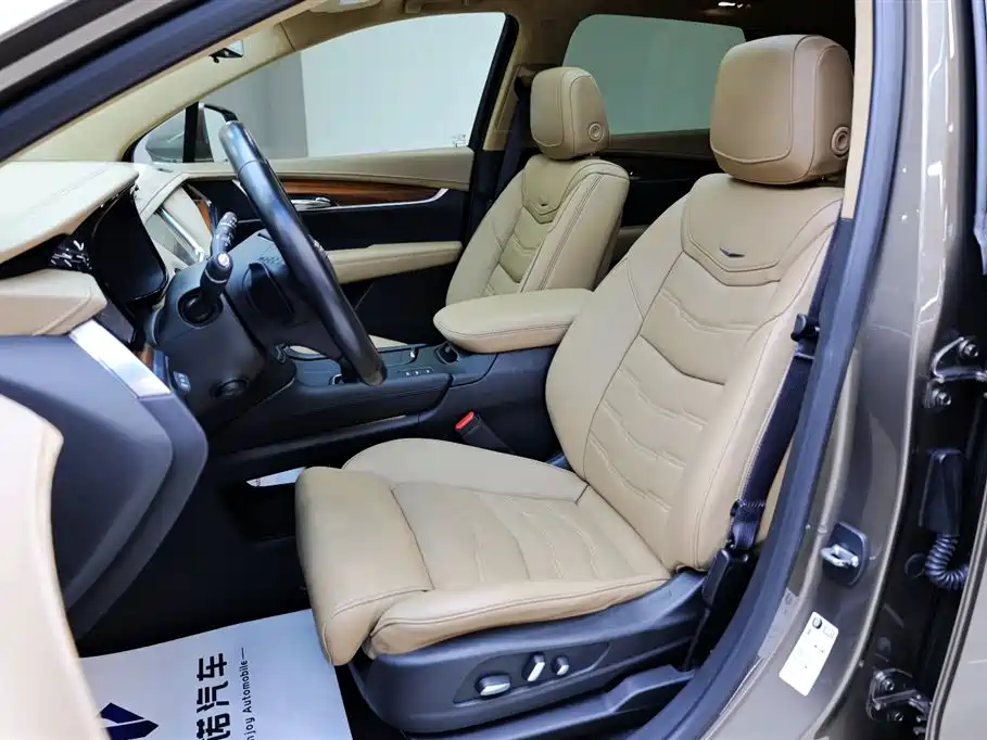 Cadillac XT5 2016 28T AWD Platinum Edition фото 27
