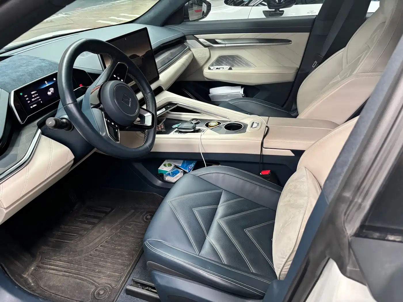 ZEEKR EXTREME KRYPTON 001