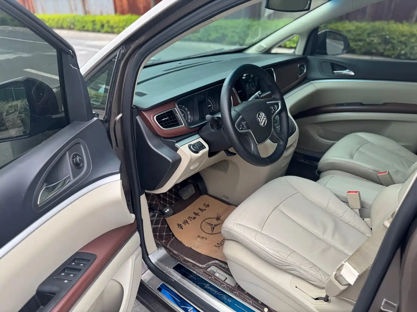 Buick GL8 2017 25S Luxury China V фото 7