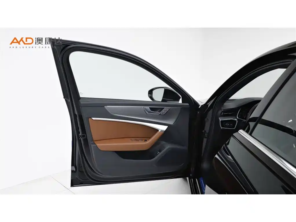 Audi A6L 2025 45 TFSI quattro Premium Sport фото 10