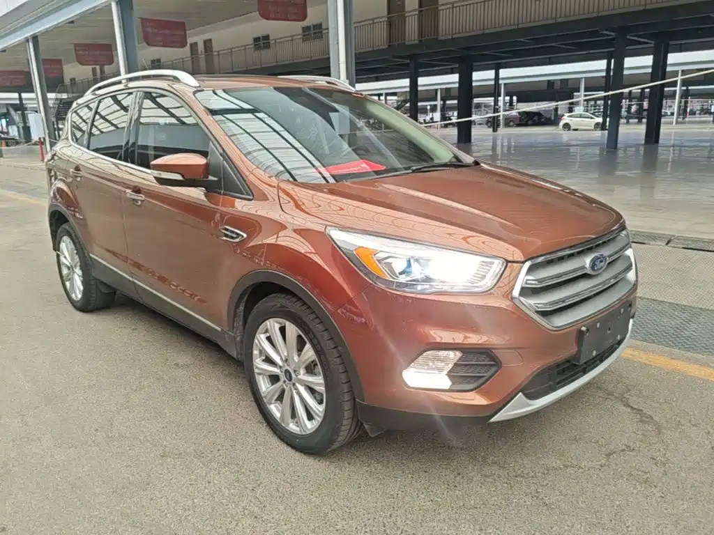Ford Kuga 2018 2017 EcoBoost 180 2WD Luxury Wing