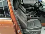 Фото 25 - Ford Kuga