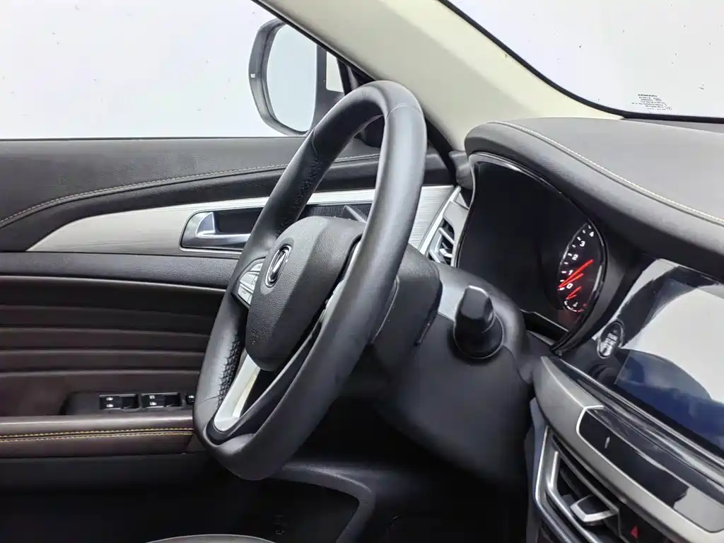 Фото 22 - Changan CS35 PLUS
