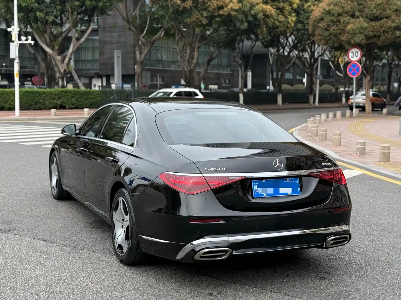 MERCEDES-BENZ S CLASS