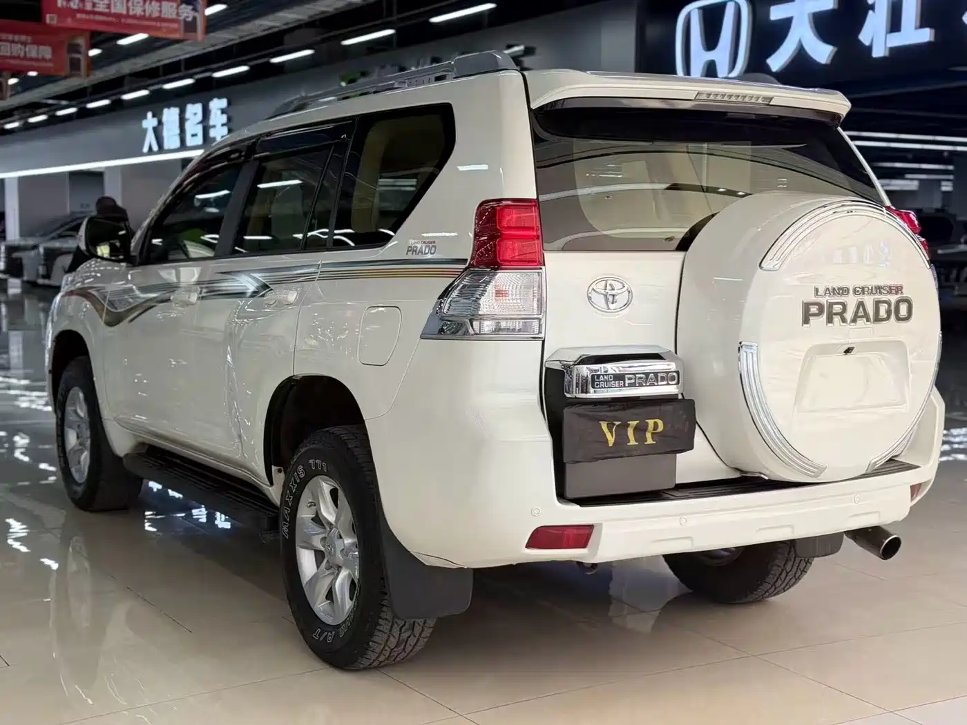Toyota Prado (Import) 2010 2.7L Auto Luxury фото 7