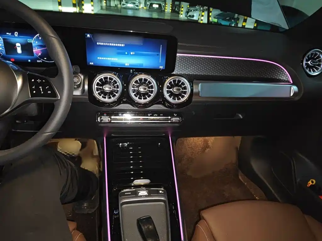 Mercedes-Benz GLB 2025 2024 Facelift GLB 220 Style
