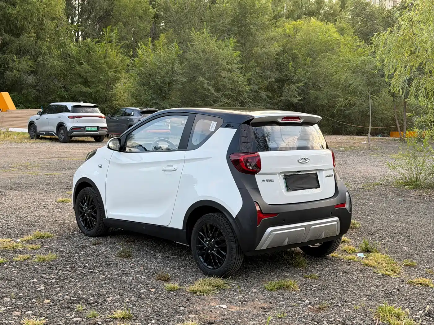 QQ New Energy Little Ant 2026 2024 Facelift Youth Edition 251km True Love 25.05kWh