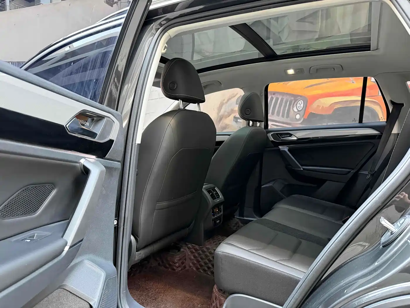 Volkswagen Tayron 2020 330TSI 2WD Luxury Smart Edition фото 8