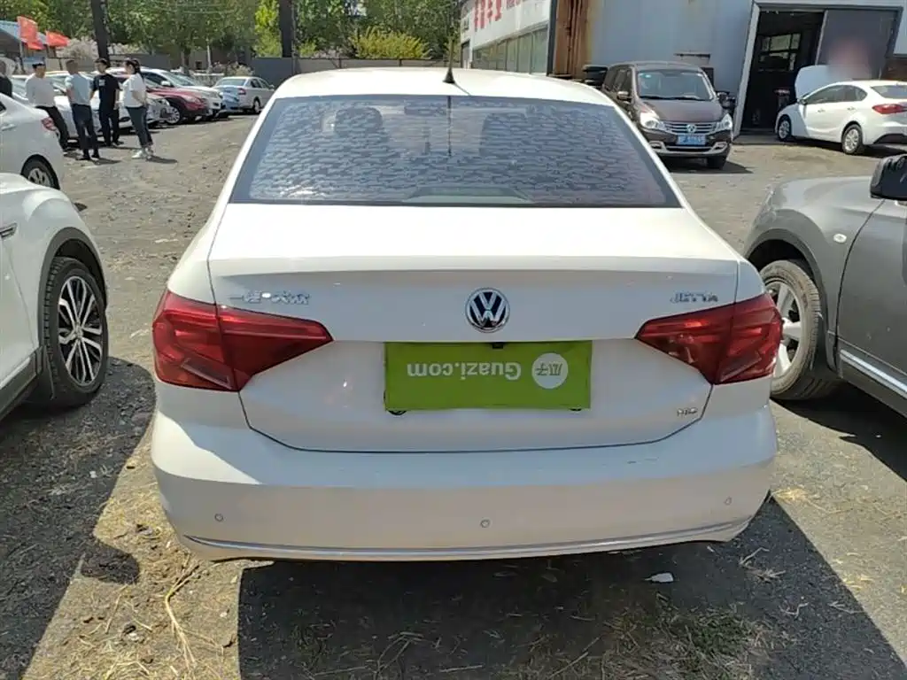 Volkswagen Jetta 2017 1.5L Manual Comfort фото 6