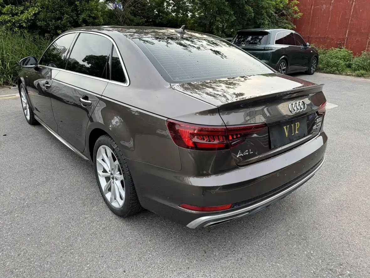 Audi A4L 2019 45 TFSI quattro Personality Sport (China VI) фото 19